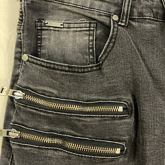 Versace V19-69 Abbigliamento Sportivo SRL Jeans - Size 34x32 - Picture 5 of 12